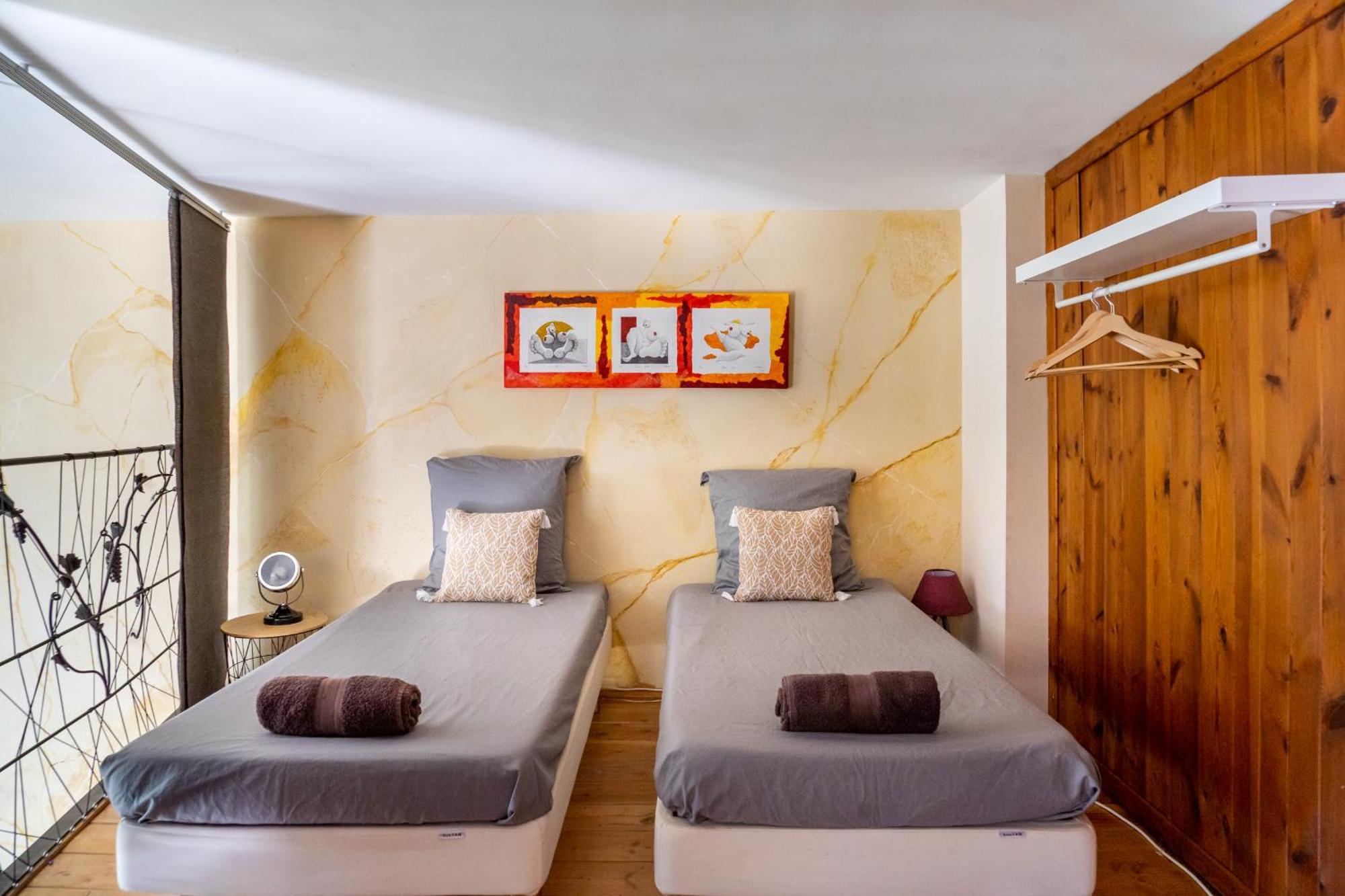 Ultimate Relaxation For Family Or Group At Renowned Couvent Des Ursulines, A Tranquil Escape In Historic Pezenas Villa Rum bild