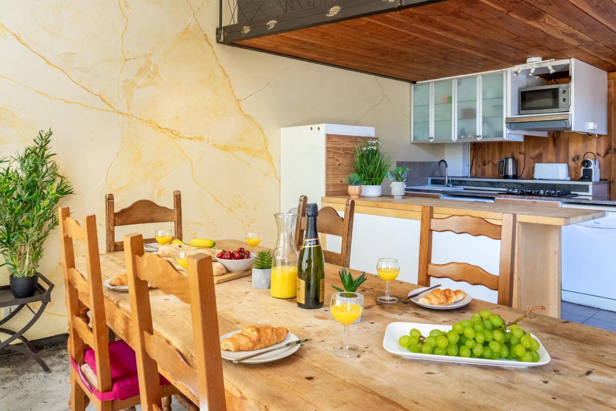 Ultimate Relaxation For Family Or Group At Renowned Couvent Des Ursulines, A Tranquil Escape In Historic Pezenas Villa Rum bild